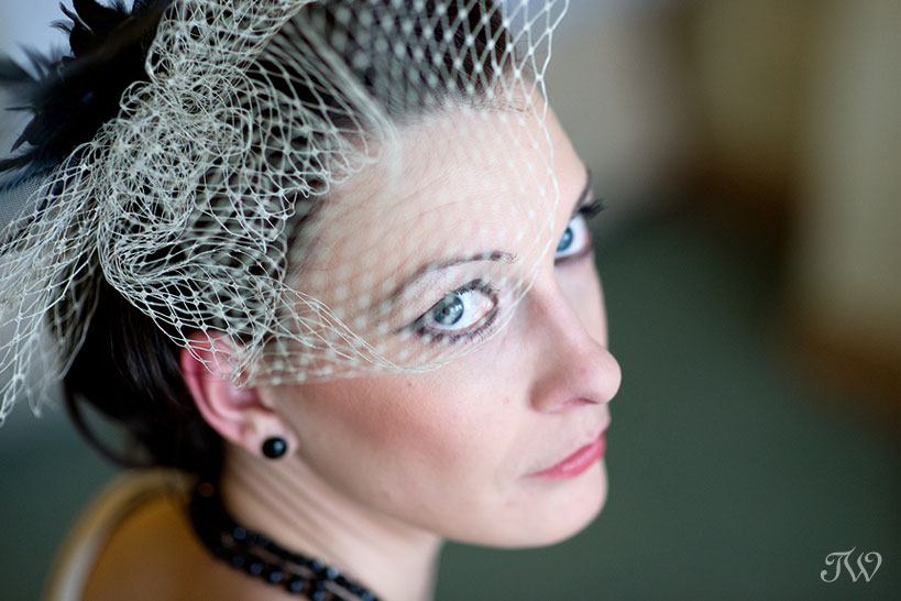 lake-louise-wedding-chateau-lake-louise-wedding-photographer-02 lake-louise-wedding-chateau-lake-louise-wedding-photographer-bride-with-veil