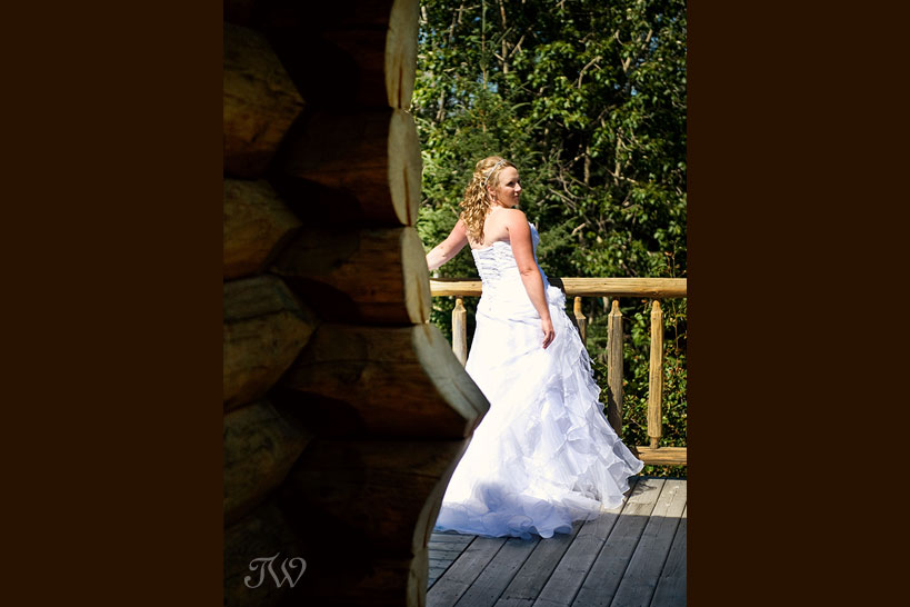 Cochrane-Ranche-House-Wedding-Photos-bridal-portrait