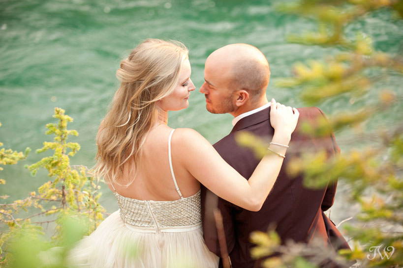 Bride and groom during their Spray Lakes engagement session captured by Tara Whittaker Photography