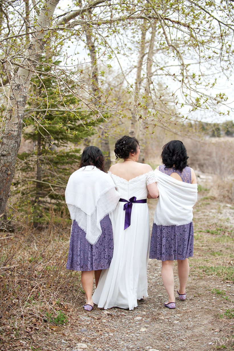 Spring bride with her bridesmaids shares her best wedding advice Tara Whittaker Photography
