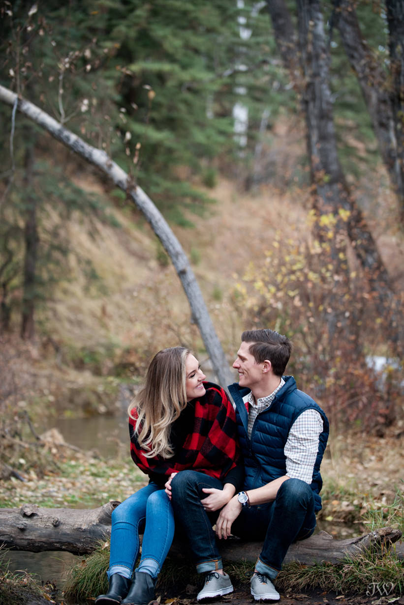 Justine & Geoff's Big Hill Springs engagement session captured by Tara Whittaker Photography